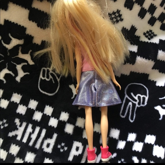 Jojo Siwa doll doesn’t care about what they say - Picture 2 of 4